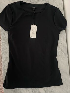 Express Black Short Sleeve Scoop Neck Top